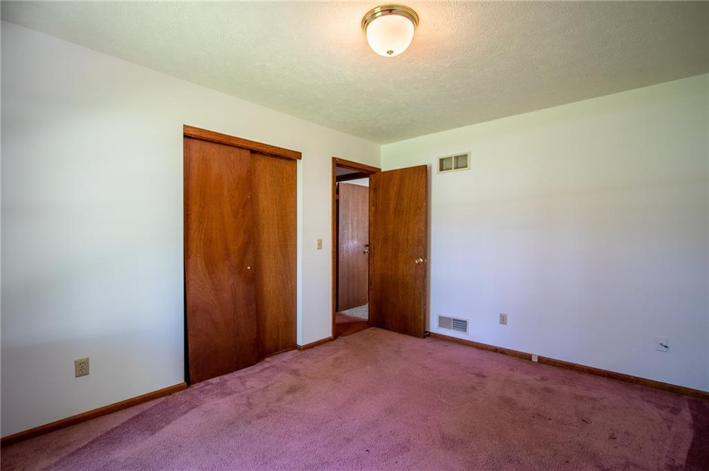 186 Riemer Road Sarver, PA 16055 - Photo 16 of 25 an empty room with closet area