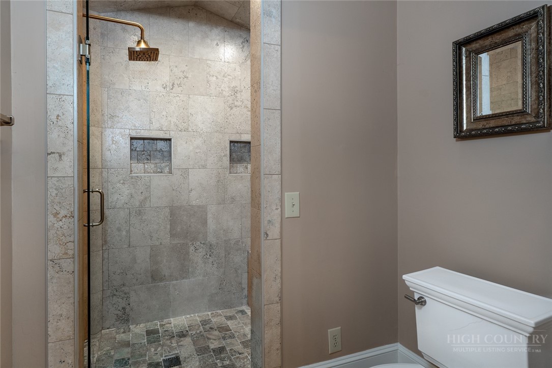 5712 Summit Road Purlear, NC 28665 - Photo 21 of 50