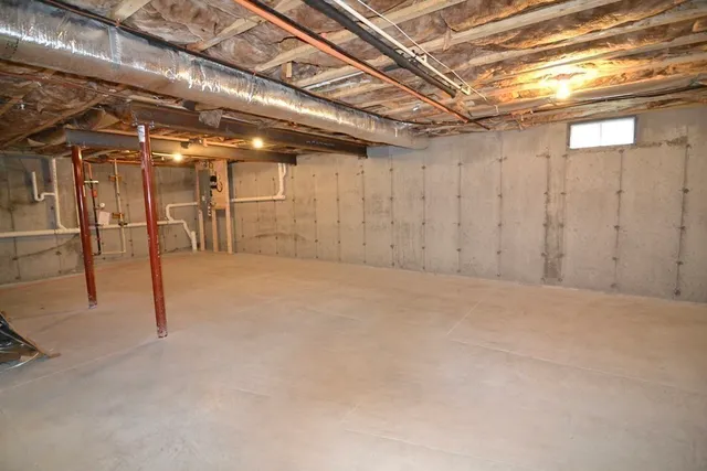 $4,500 | 8 Spicebush Court, Hopkinton, MA 01748