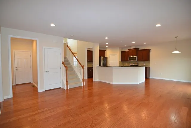 $4,500 | 8 Spicebush Court, Hopkinton, MA 01748