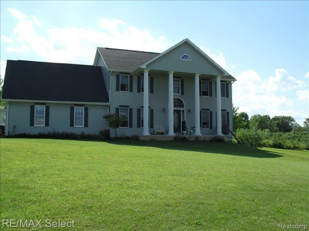 18426 Hickory Ridge Road Fenton, MI 48430 - Photo 1 of 10 HICKORY RIDGE 007