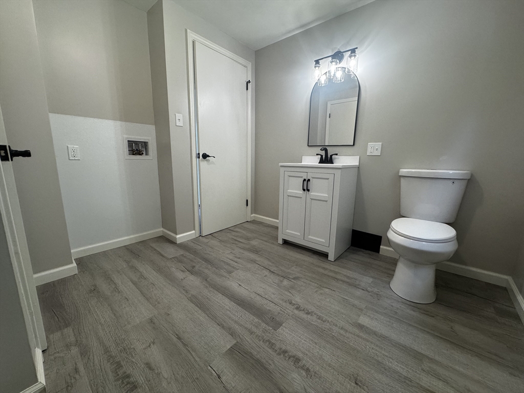 258 Poplar Avenue West Springfield, MA 01089 - Photo 11 of 19 Gallery Image 11