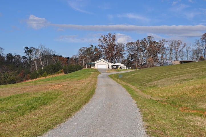 2022 Grey Ridge Road Maryville, TN 37801 - Photo 12 of 17 Gallery Image 12