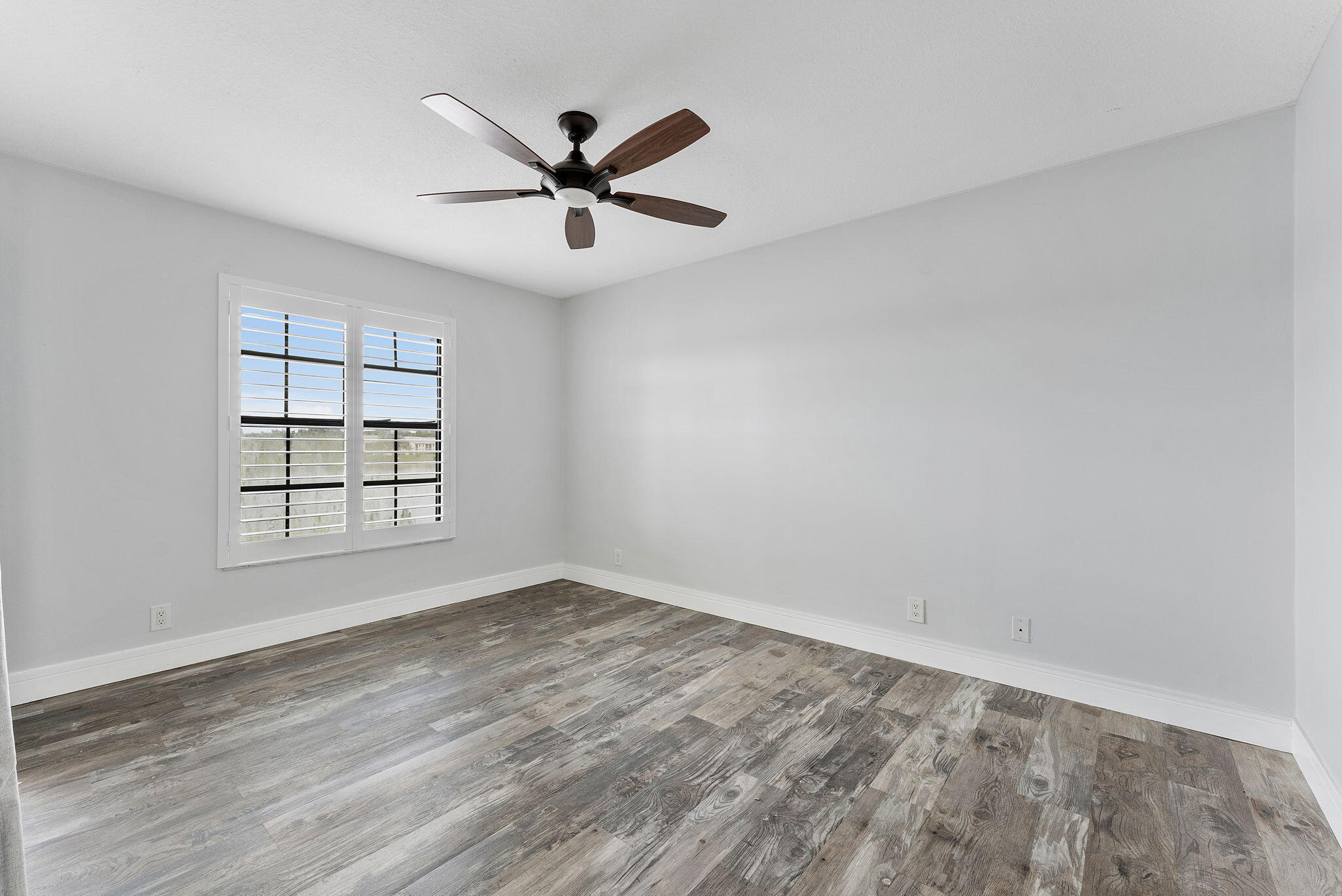 325 Palmwood Place, Unit 213 Boca Raton, FL 33431 - Photo 12 of 30 6-web-or-mls-325 Palmwood Place #213_00