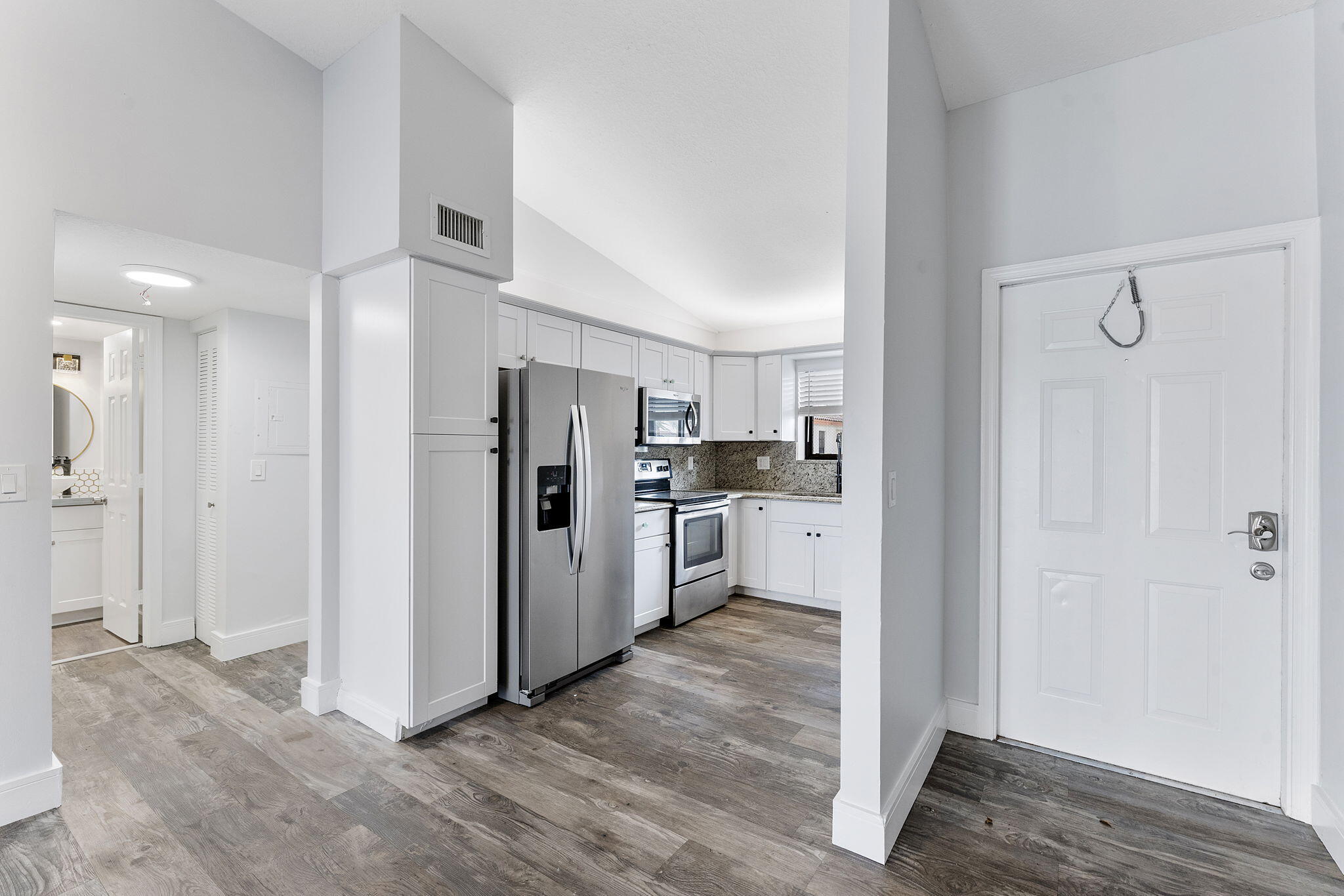 325 Palmwood Place, Unit 213 Boca Raton, FL 33431 - Photo 7 of 30 17-web-or-mls-325 Palmwood Place #213_0