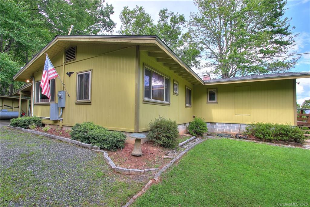 72 High Point Road Whittier, NC 28789 - Photo 1 of 35 Gallery Image 1