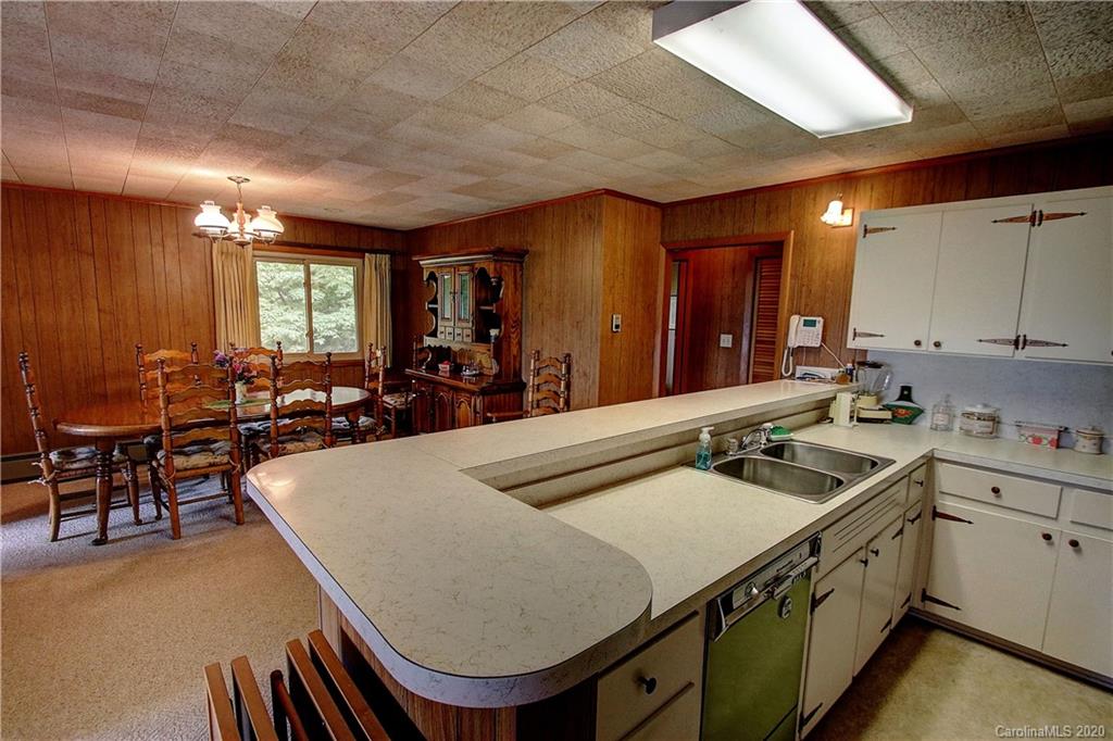 72 High Point Road Whittier, NC 28789 - Photo 14 of 35 Gallery Image 14