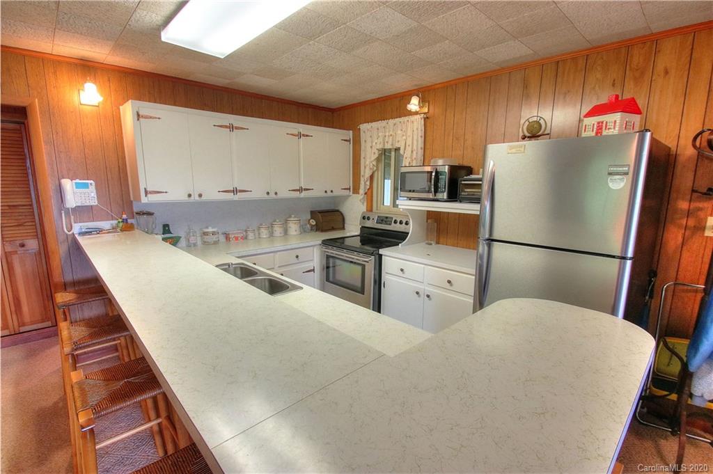 72 High Point Road Whittier, NC 28789 - Photo 15 of 35 Gallery Image 15
