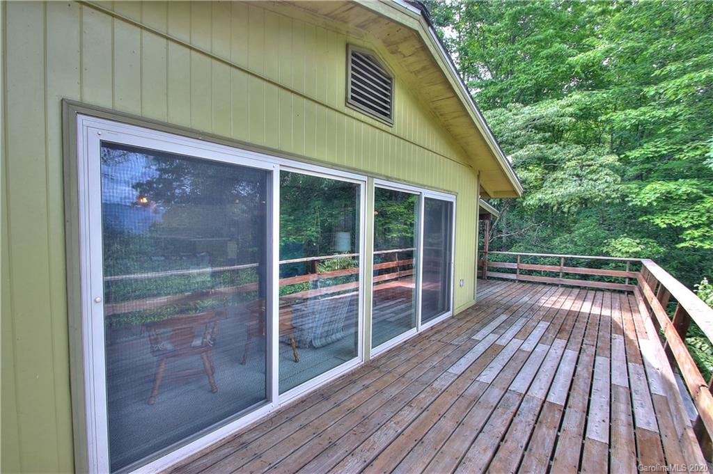72 High Point Road Whittier, NC 28789 - Photo 5 of 35 Gallery Image 5