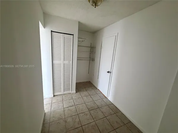 a view of a livingroom view