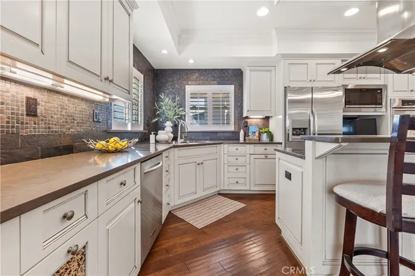 $11,500 | 1077 10th Street, Hermosa Beach, CA 90254