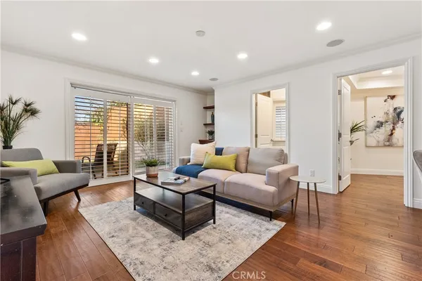 $11,500 | 1077 10th Street, Hermosa Beach, CA 90254