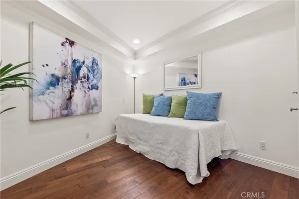 $11,500 | 1077 10th Street, Hermosa Beach, CA 90254