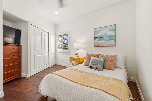 $11,500 | 1077 10th Street, Hermosa Beach, CA 90254