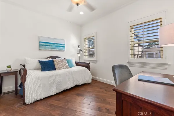 $11,500 | 1077 10th Street, Hermosa Beach, CA 90254