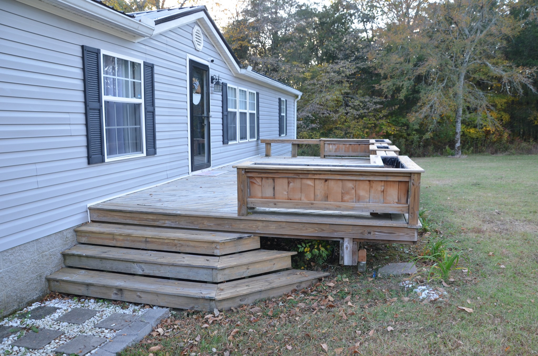 580 Speck Road Lebanon, TN 37087 - Photo 29 of 38 a view of backyard with a deck