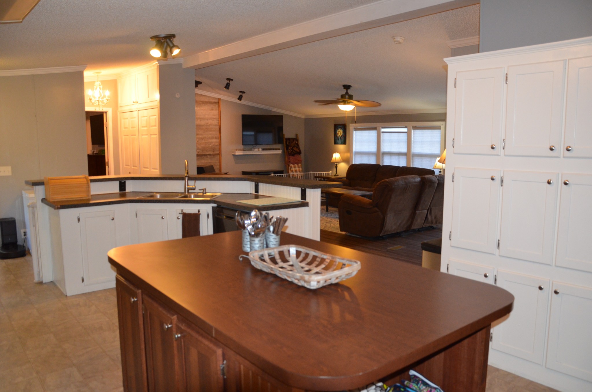 580 Speck Road Lebanon, TN 37087 - Photo 8 of 38 a living room with stainless steel appliances furniture a flat screen tv and a window