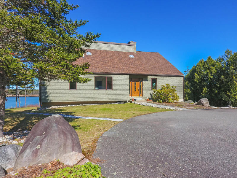 195 Lighthouse Point Road Gouldsboro, ME 04669 - Photo 6 of 48 6