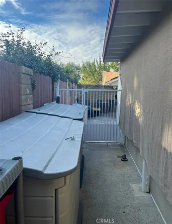$710,000 | 23509 VÃa Chantilly, Valencia, CA 91355