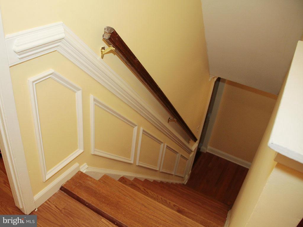 9923 Manet Road Burke, VA 22015 - Photo 21 of 27 Interior (General)