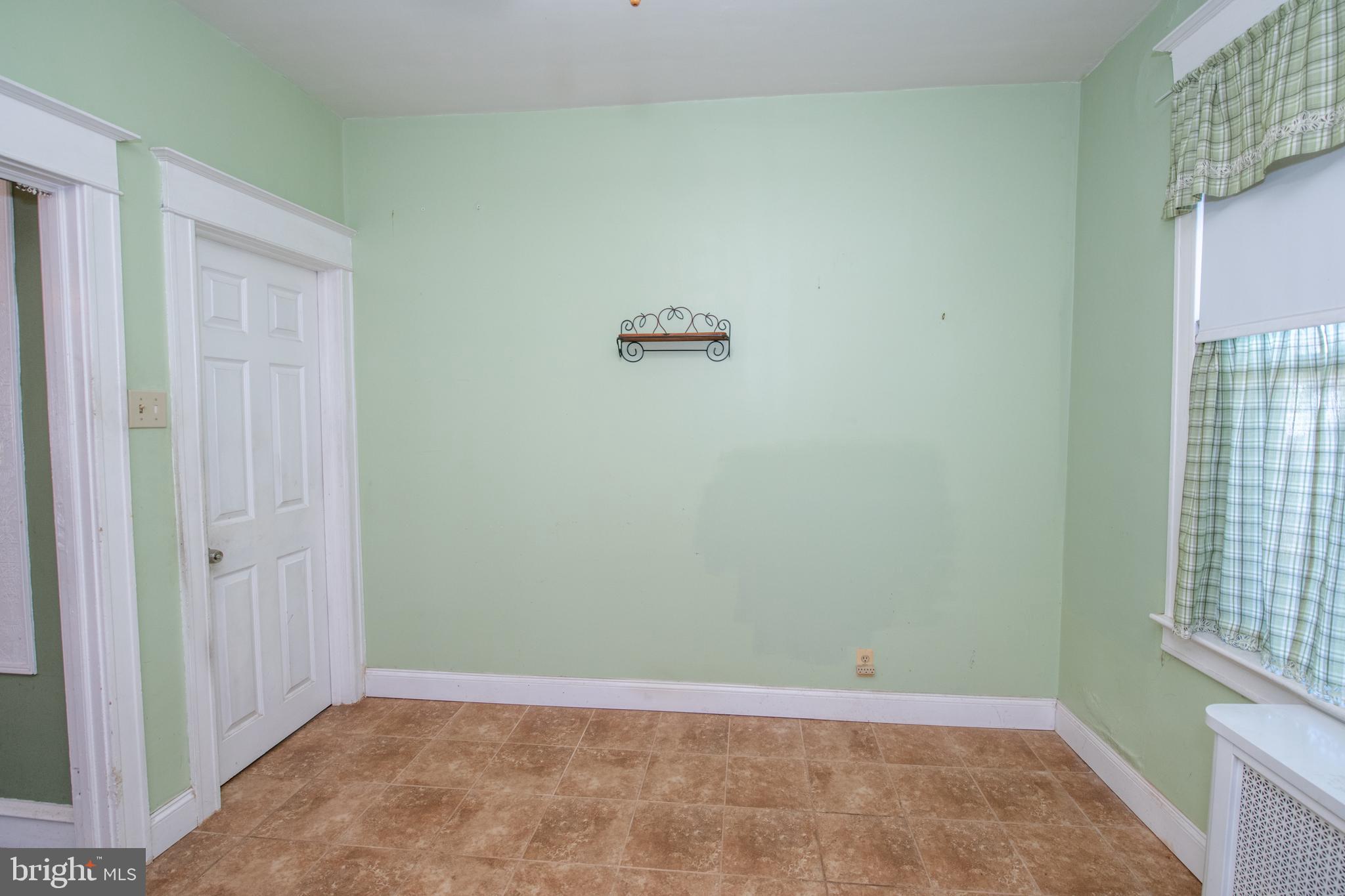 2233 Rhawn Street Philadelphia, PA 19152 - Photo 13 of 36 Kitchen