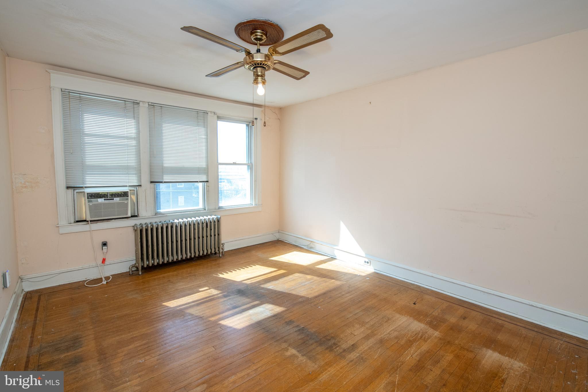 2233 Rhawn Street Philadelphia, PA 19152 - Photo 15 of 36 Main Bedroom