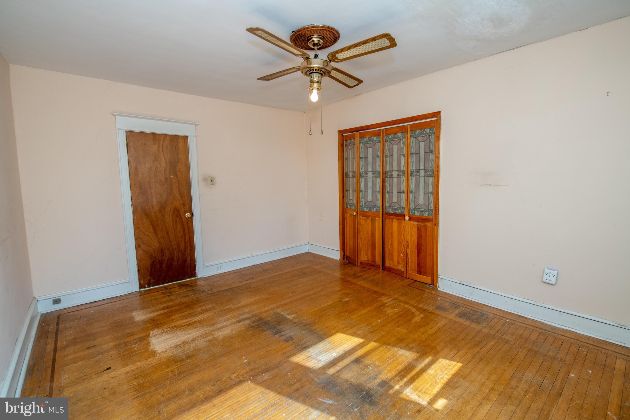 2233 Rhawn Street Philadelphia, PA 19152 - Photo 16 of 36 Main Bedroom