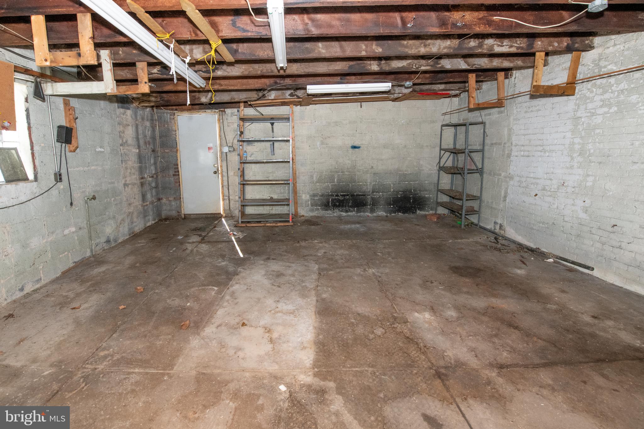 2233 Rhawn Street Philadelphia, PA 19152 - Photo 35 of 36 Detached Garage