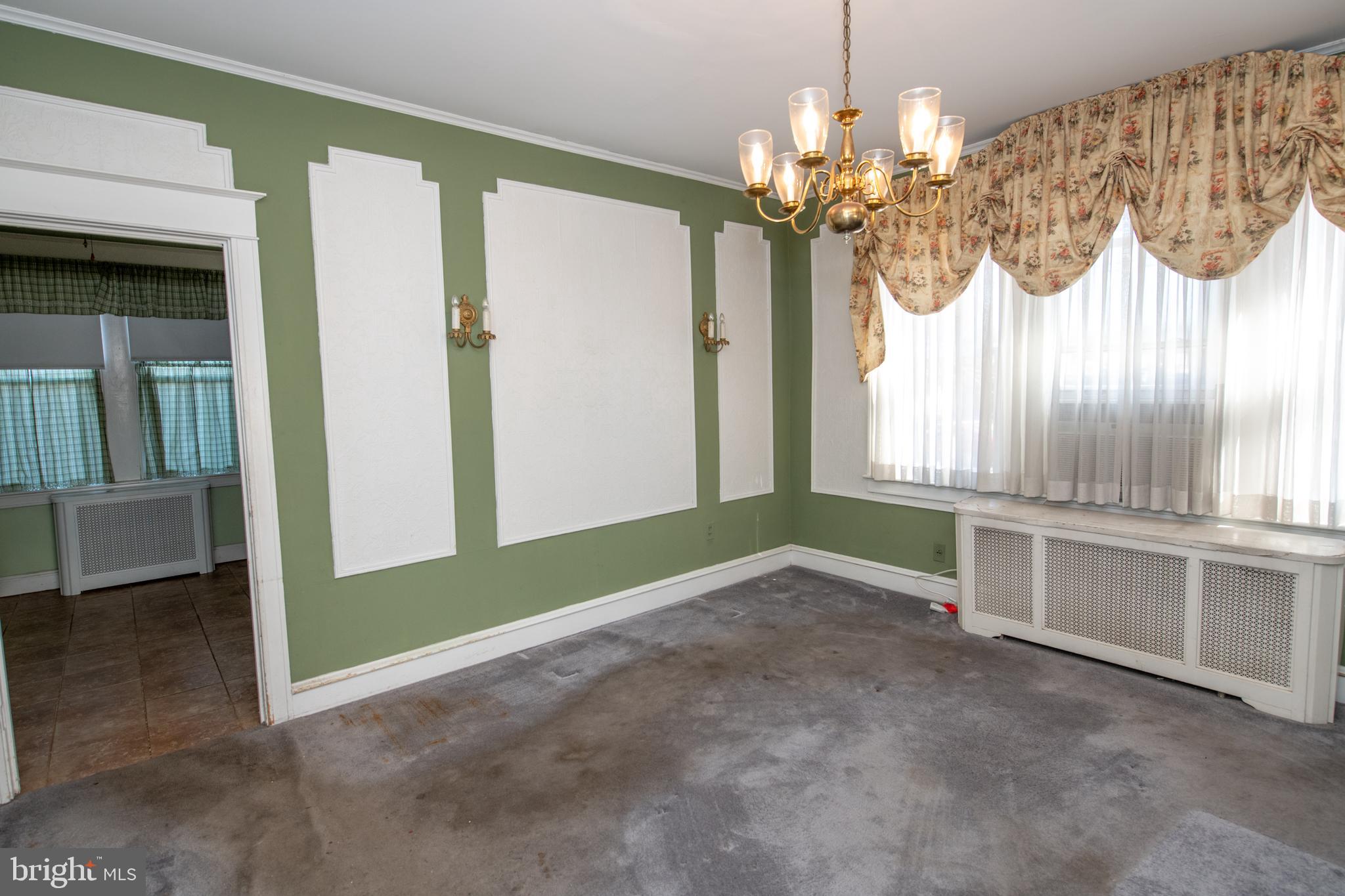 2233 Rhawn Street Philadelphia, PA 19152 - Photo 7 of 36 Dining Room