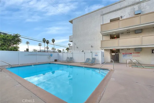 $359,900 | 3565 Linden Avenue, Unit 226, Long Beach, CA 90807