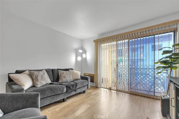 $359,900 | 3565 Linden Avenue, Unit 226, Long Beach, CA 90807