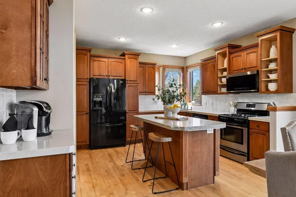 $775,000 | 6620 Saunders Lake Drive South, Minnetrista, MN 55364