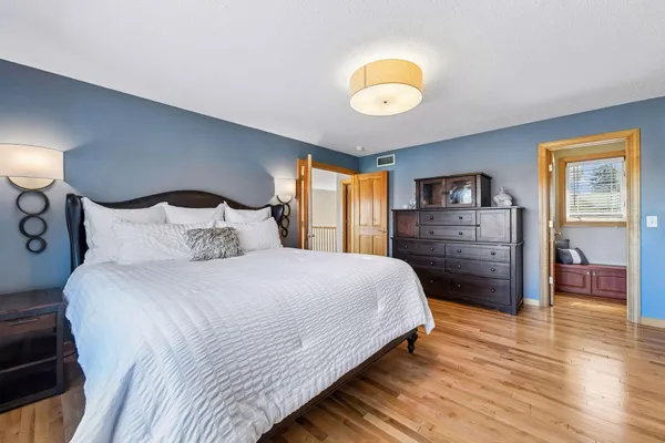 $775,000 | 6620 Saunders Lake Drive South, Minnetrista, MN 55364