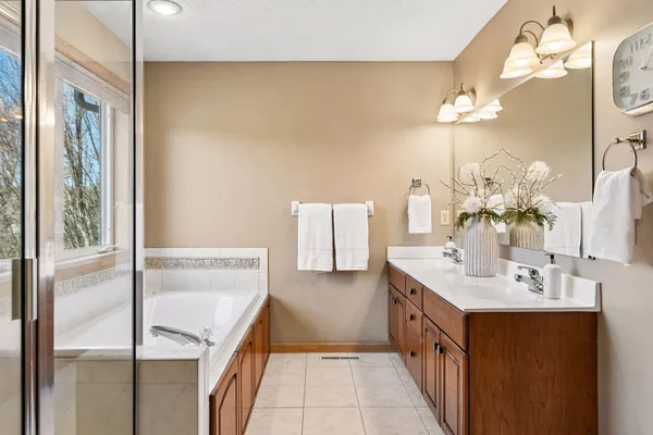 $775,000 | 6620 Saunders Lake Drive South, Minnetrista, MN 55364