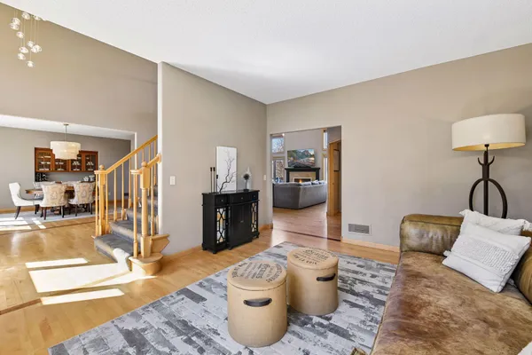 $775,000 | 6620 Saunders Lake Drive South, Minnetrista, MN 55364