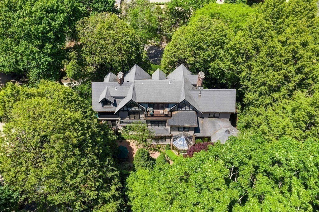 27 Devon Road Brookline, MA 02467 - Photo 33 of 35