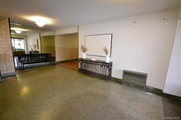$245,000 | 247 Parkview Avenue, Unit 6M, Bronxville, NY 10708