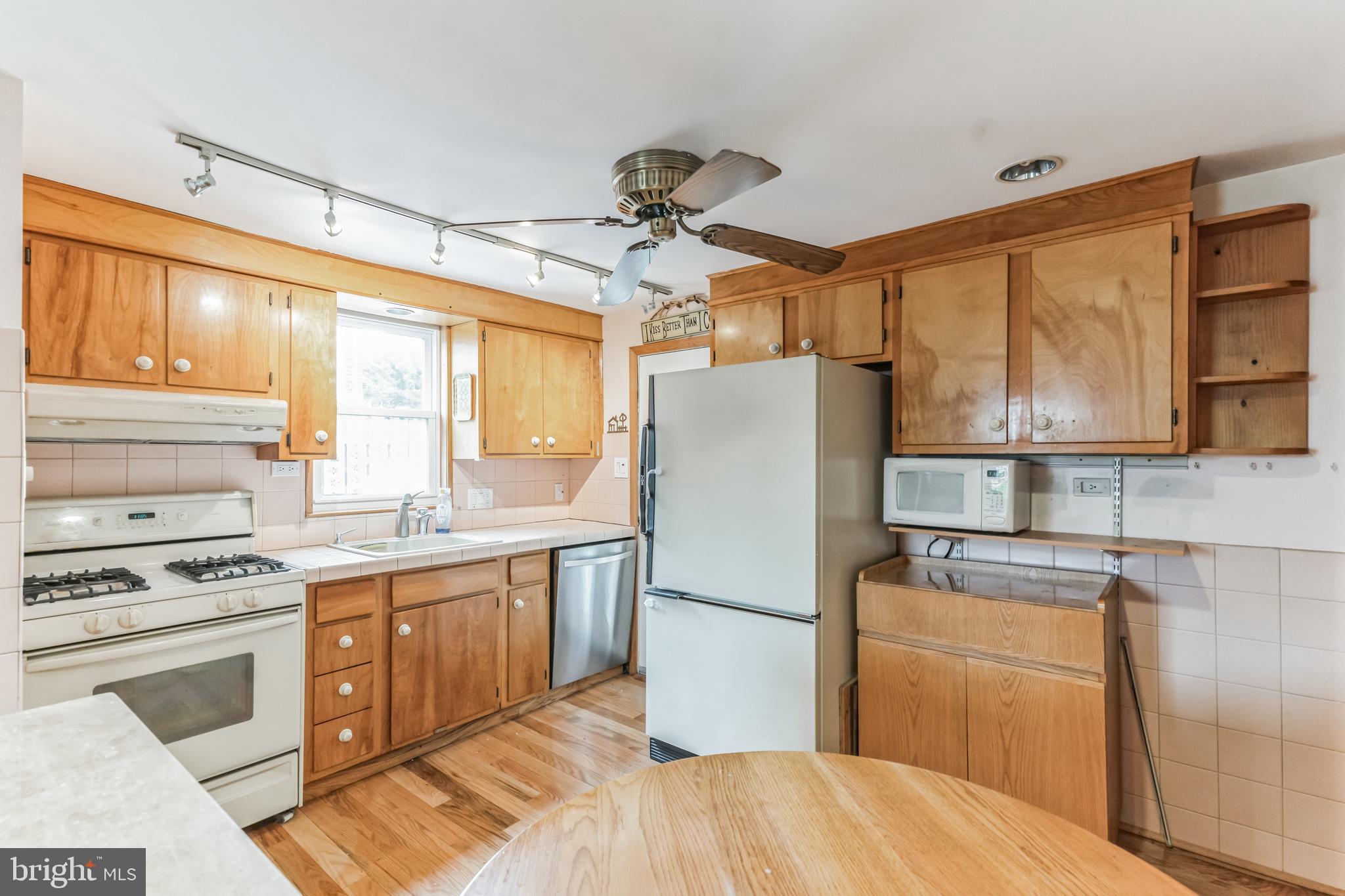 719 Darby Road Ridley Park, PA 19078 - Photo 9 of 29 Gallery Image 9