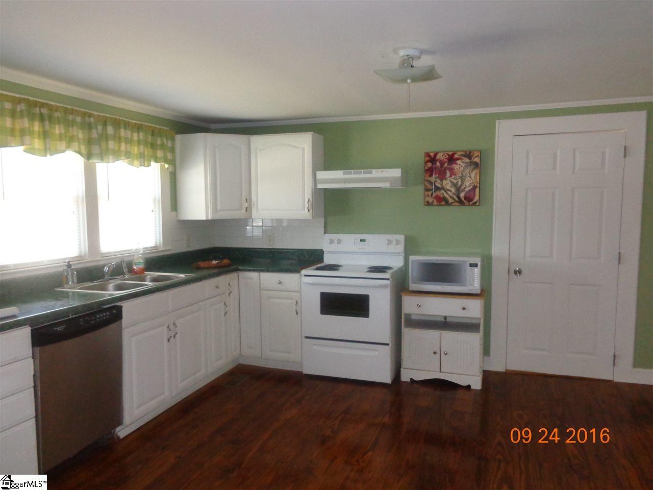 501 Blue Ridge Street Easley, SC 29640 - Photo 9 of 12 Gallery Image 9