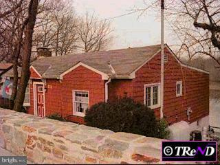 711 Newportville Road Croydon, PA 19021 - Photo 1 of 1