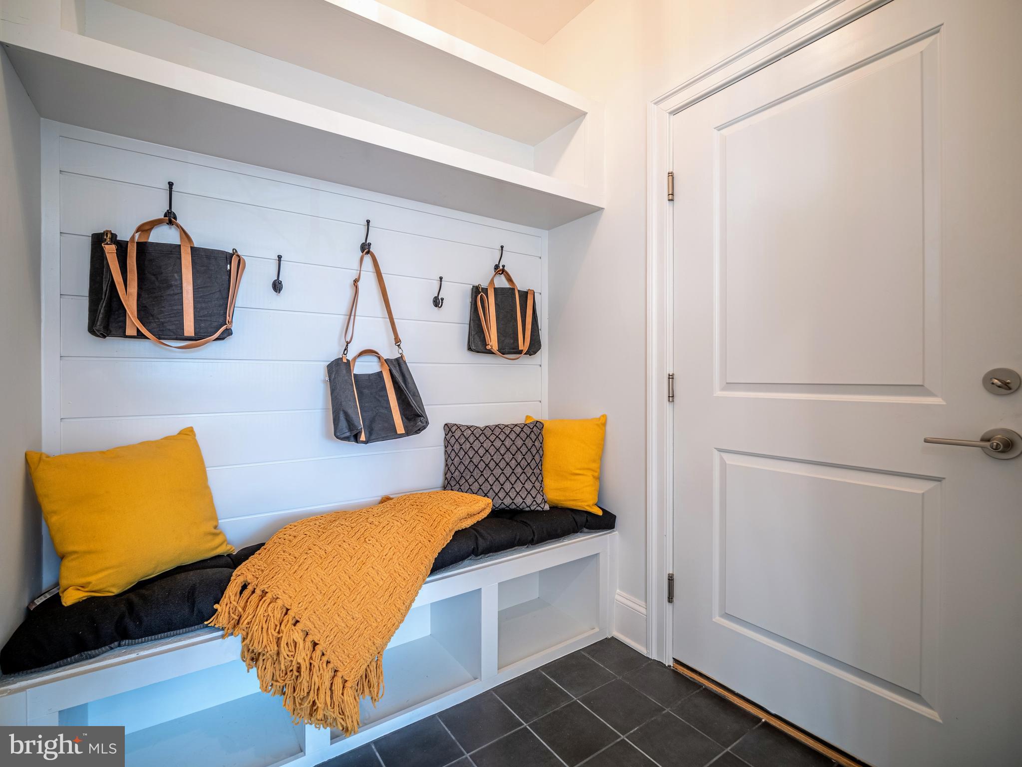 2211 Windsor Road Alexandria, VA 22307 - Photo 16 of 126