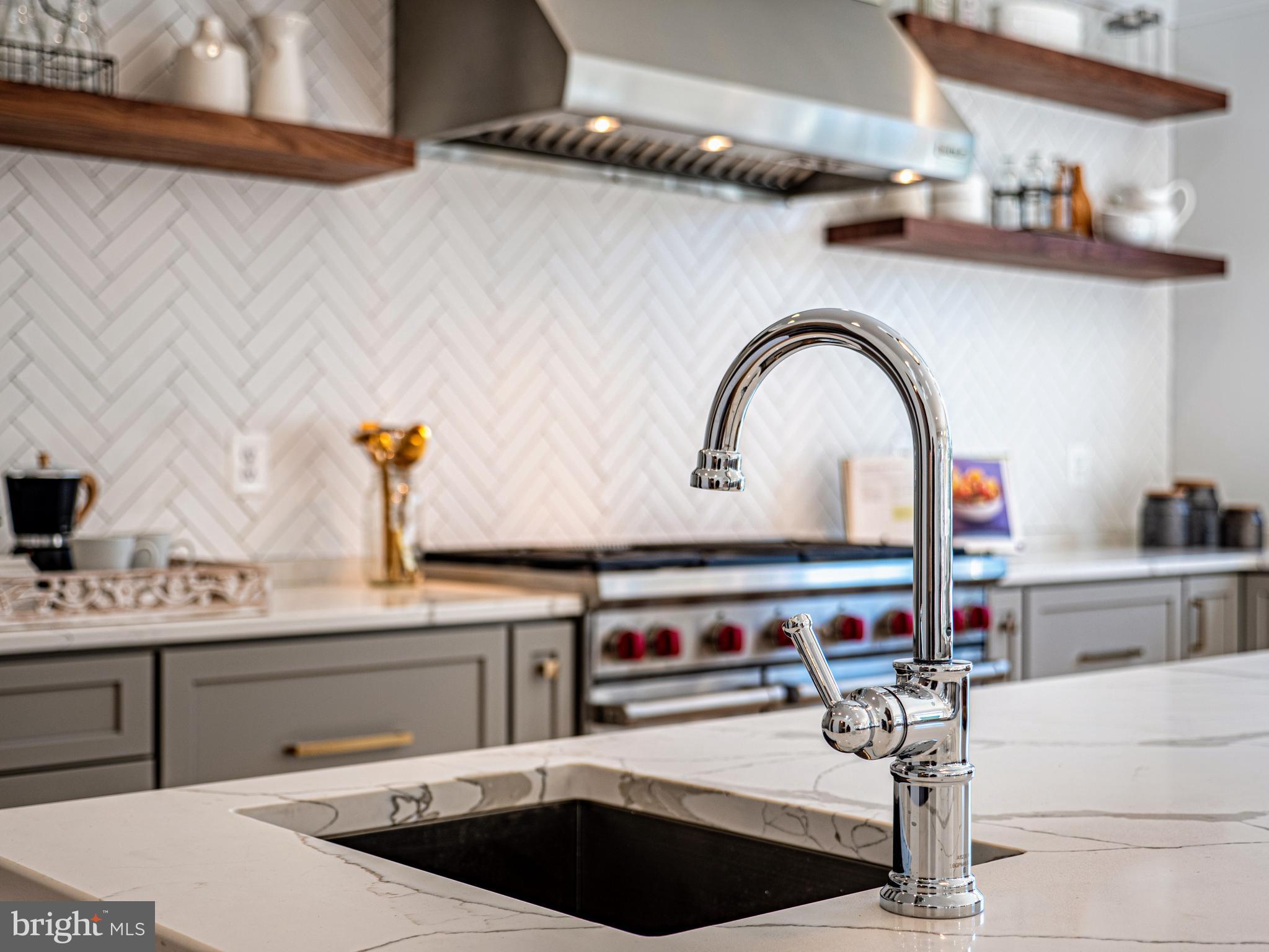 2211 Windsor Road Alexandria, VA 22307 - Photo 8 of 126