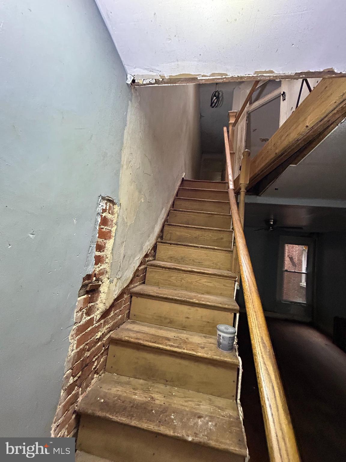 2904 Winchester Street Baltimore, MD 21216 - Photo 9 of 17 a view of entryway