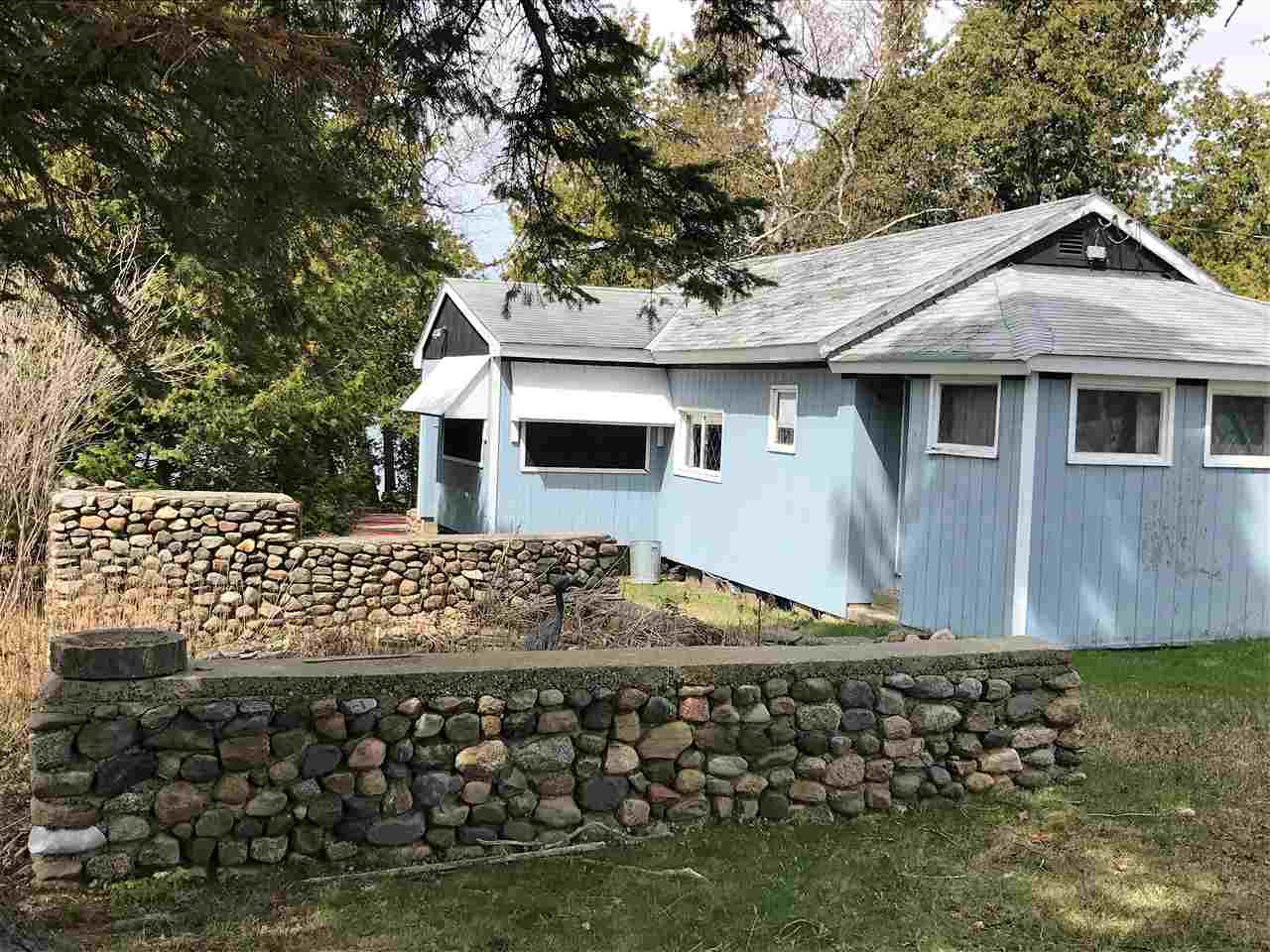 79 Sunset Beach Road South Hero, VT 05486 - Photo 2 of 29 Gallery Image 2