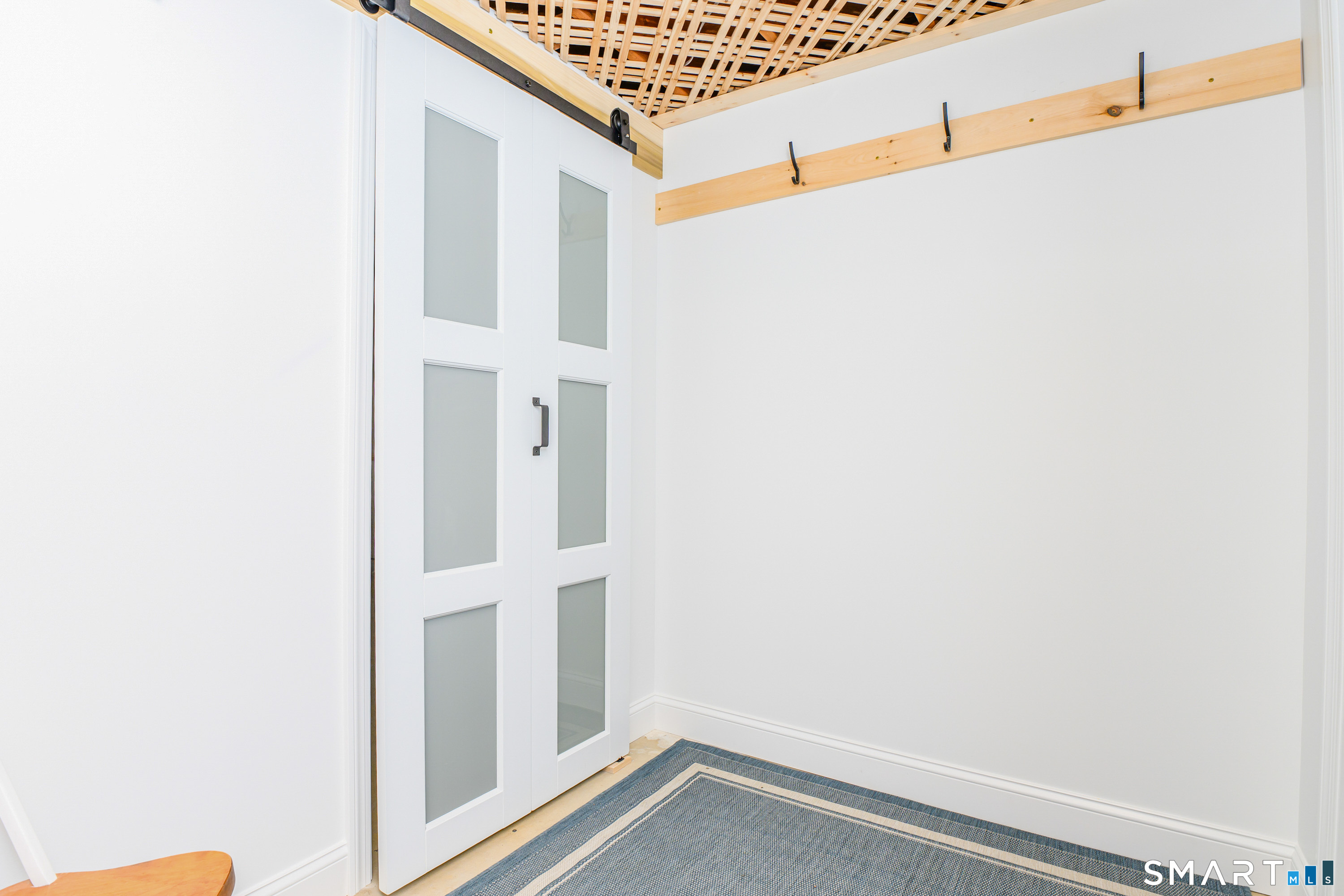 29 Deer Ridge Road Stonington, CT 06378 - Photo 2 of 40