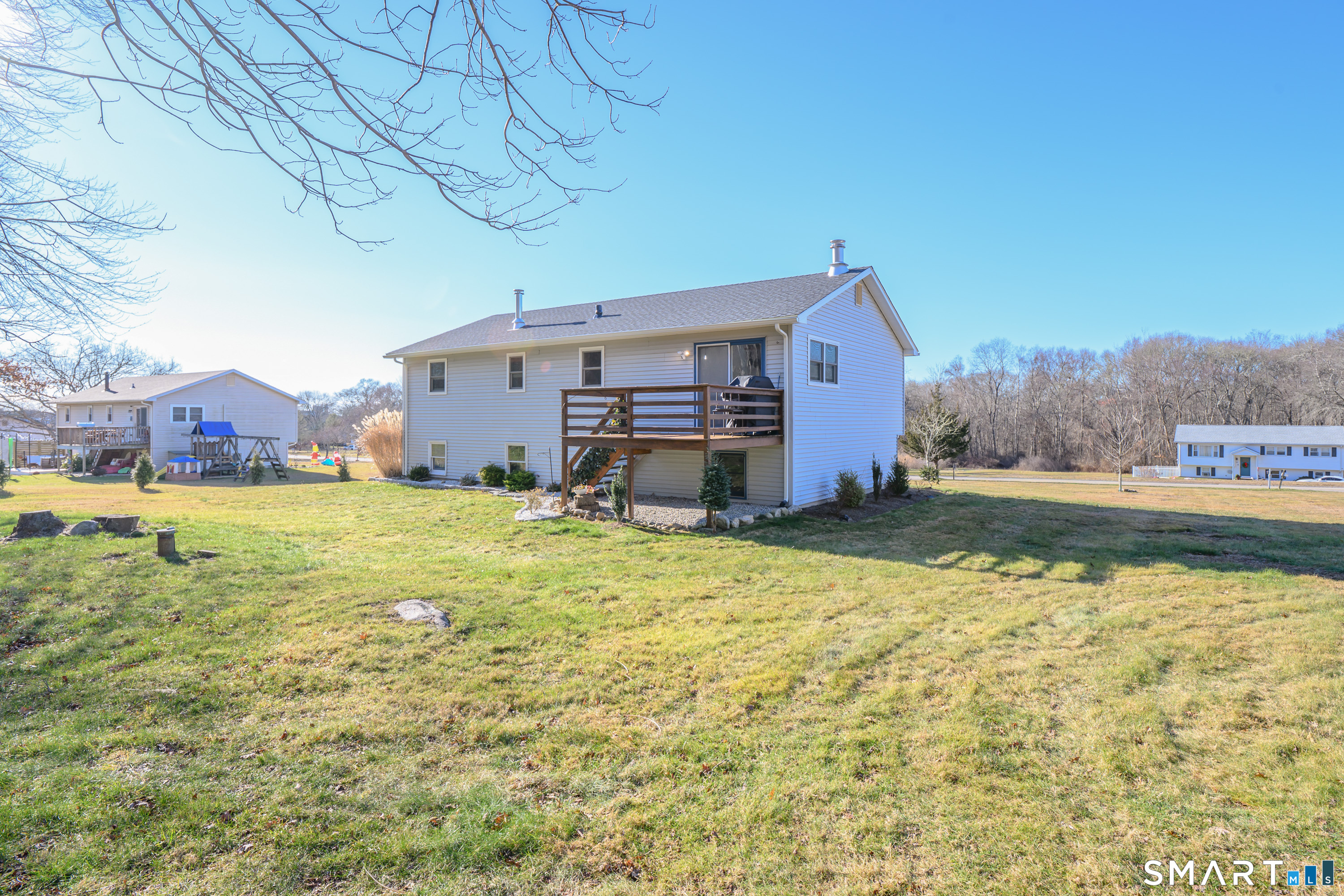 29 Deer Ridge Road Stonington, CT 06378 - Photo 5 of 40