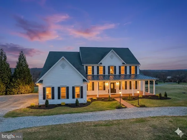 $1,599,000 | 18222 Whitehall Farm Lane, Bluemont, VA 20135