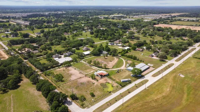 $7,000,000 | 18010 Burkhardt Road, Tomball, TX 77377