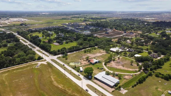 $7,000,000 | 18010 Burkhardt Road, Tomball, TX 77377