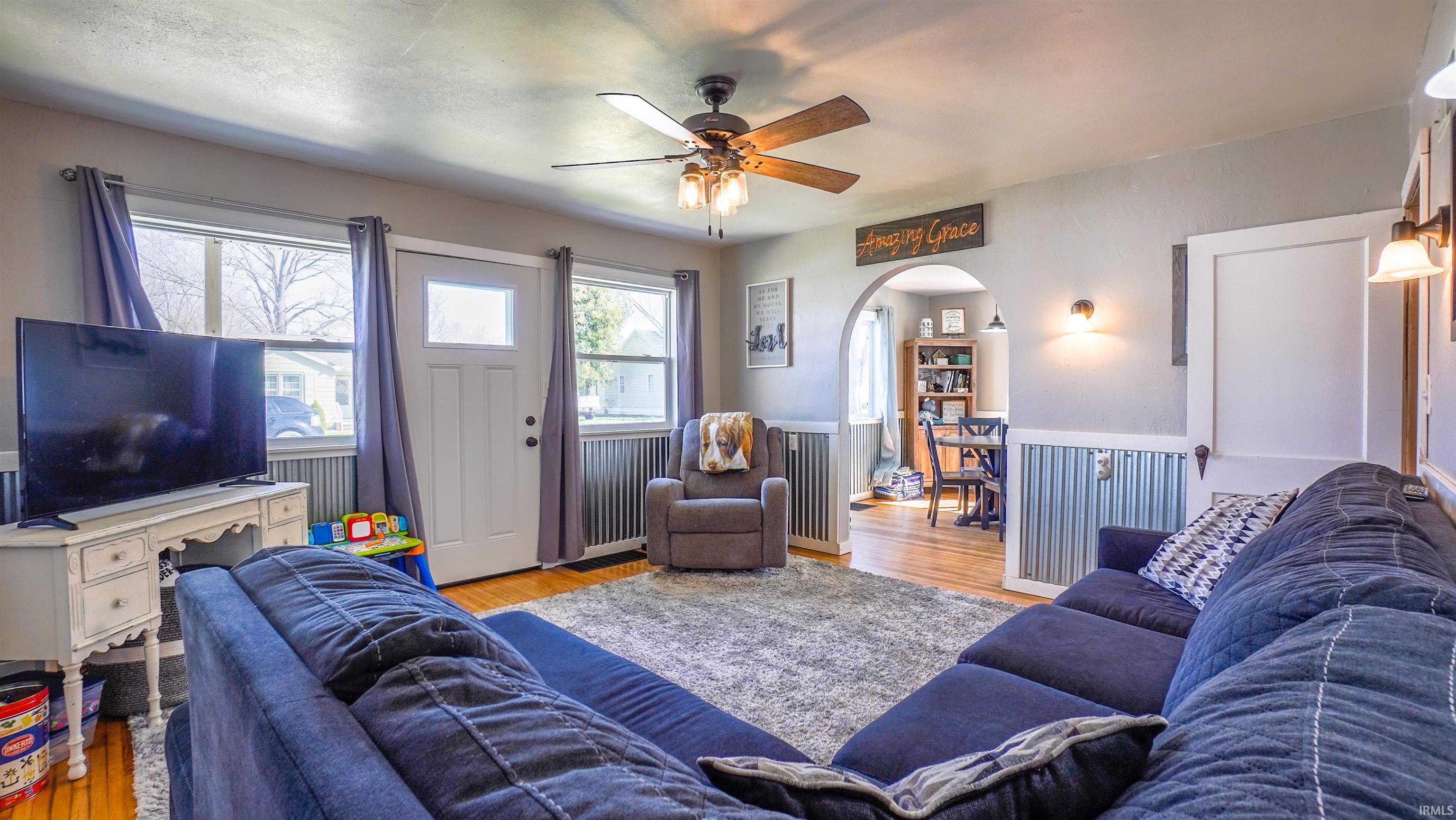 509 Magnolia Street North Judson, IN 46366 - Photo 2 of 22